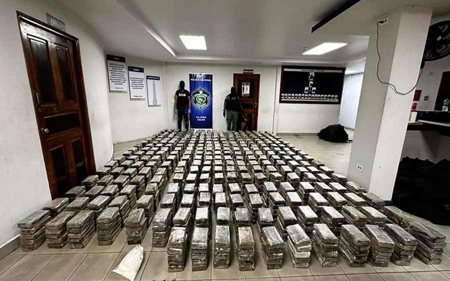 Incautan 1,5 toneladas de drogas en contenedor en Panamá