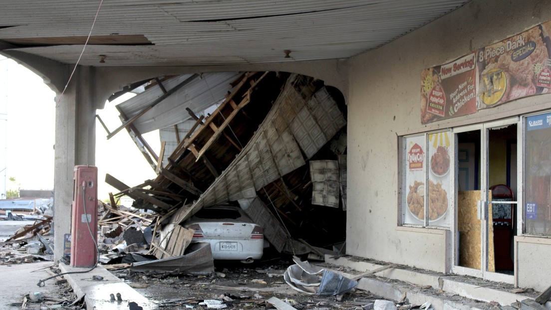 Tornados dejan al menos 5 muertos y cientos de casas destrozadas en el sur de EE.UU.