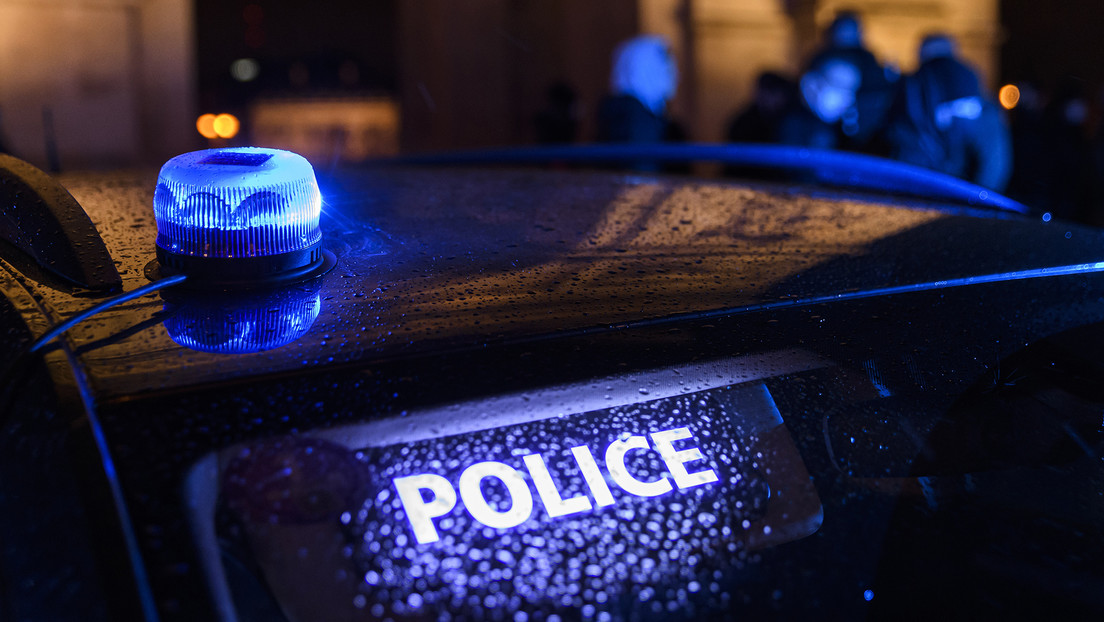 Un hombre con cuchillo ataca a varios niños en un parque infantil en Francia