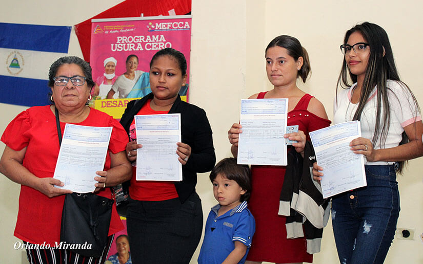 Más de 500 mil mujeres beneficiadas a través de Usura Cera en 16 años