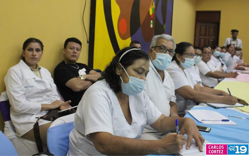 Técnicos quirúrgicos del MINSA se capacitan en equipos de cirugías laparoscópica