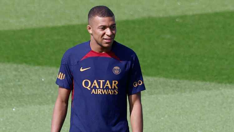 Kylian Mbappé, fuera de la lista del PSG para su gira por Japón