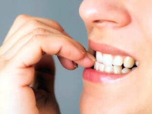 Cómo dejar de morderse las uñas: crean una técnica que ayuda a reducir los comportamientos repetitivos