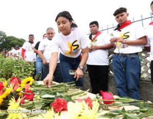 Congresistas de la JS19J rinden homenaje jefe de la Resistencia Urbana Julio Buitrago