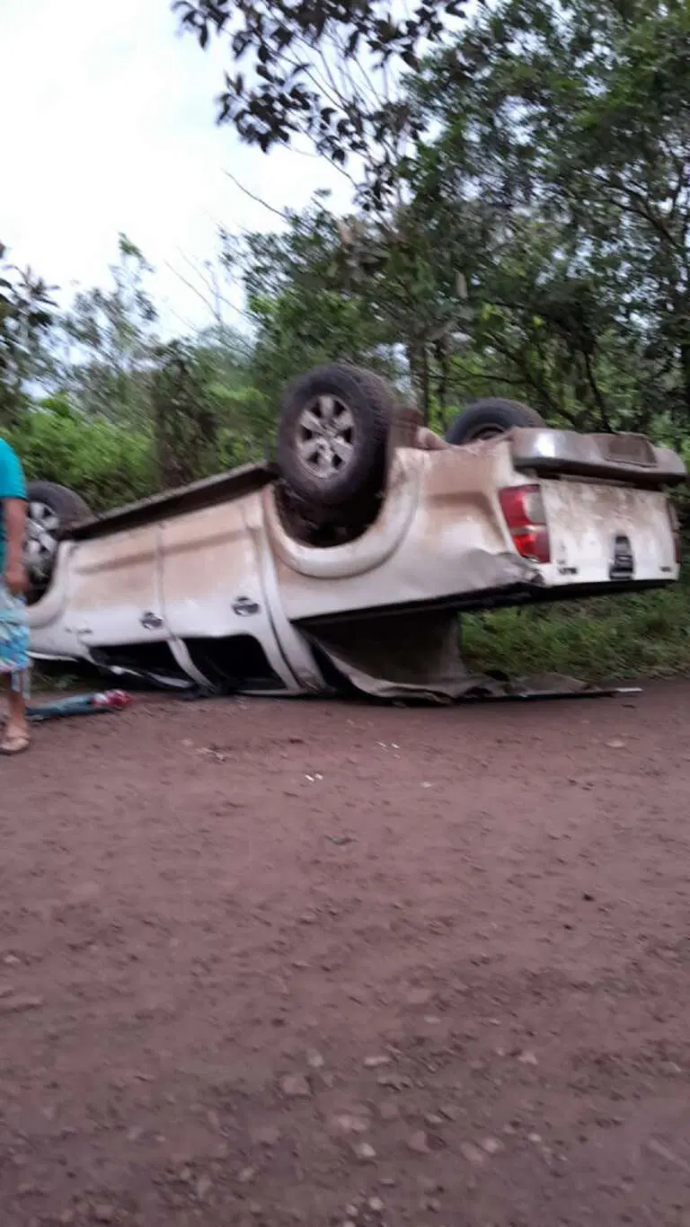Ecuatoriana fallece y otros 17 colombianos y venezolanos resultaron heridos tras volcón en Río San Juan