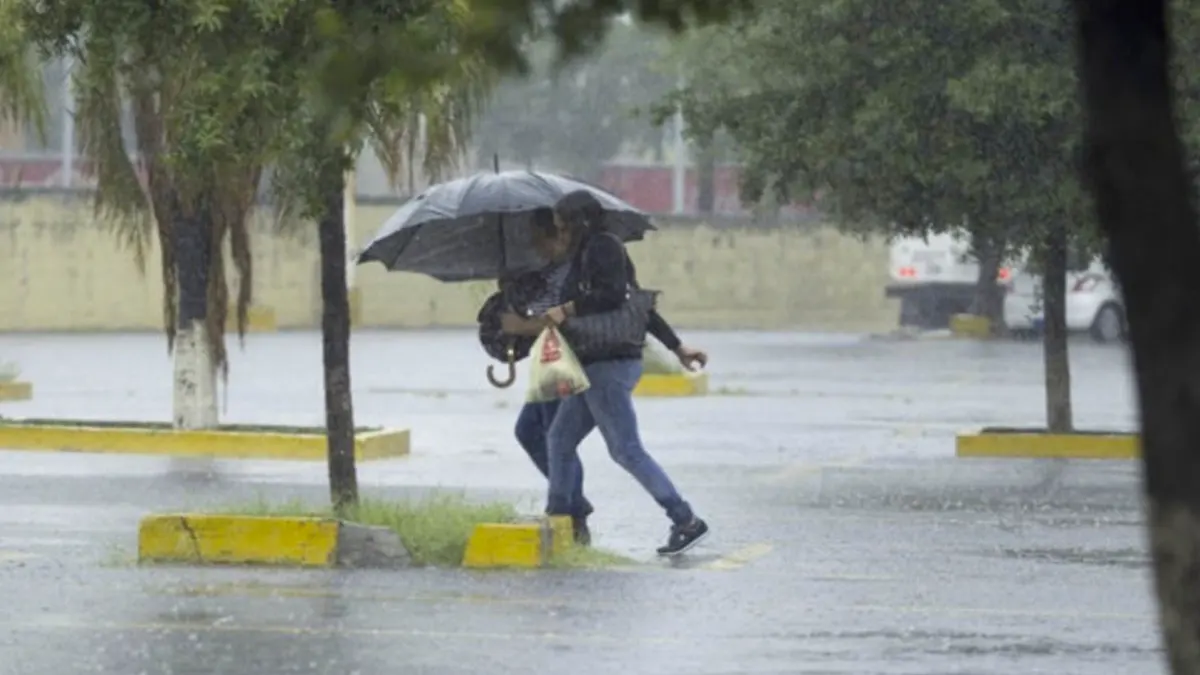 Lluvias en el Centro, Caribe y Pacífico de Nicaragua por influencia de onda tropical 12