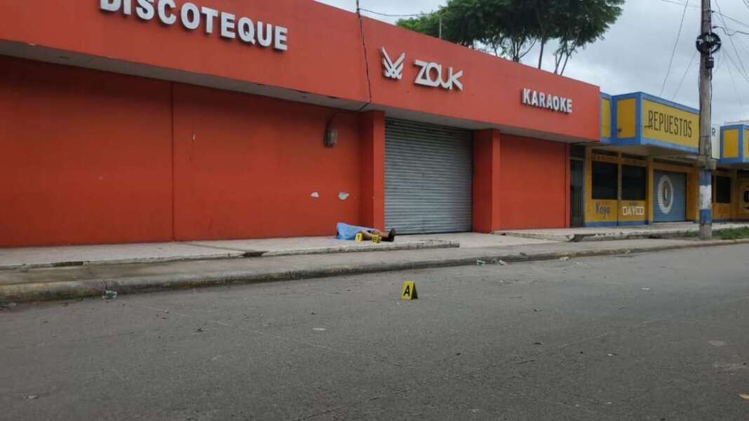Encuentran muerto a joven de la diversidad sexual en las afueras de una discoteca