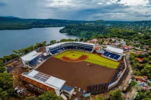 Nicaragüenses tienen 26 estadios para el disfrute del béisbol