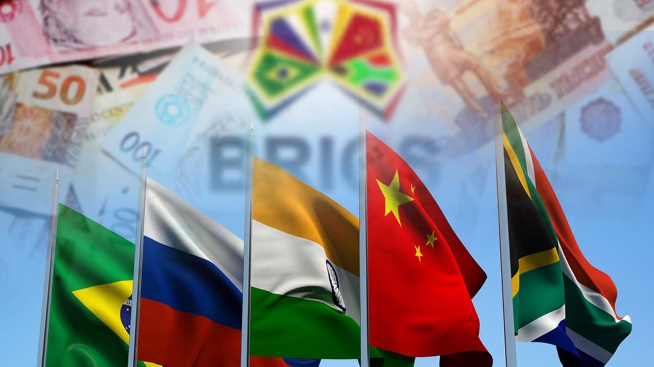 BRICS generaría fortalecimiento financiero internacional