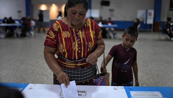 Avanza con normalidad segunda vuelta electoral en Guatemala