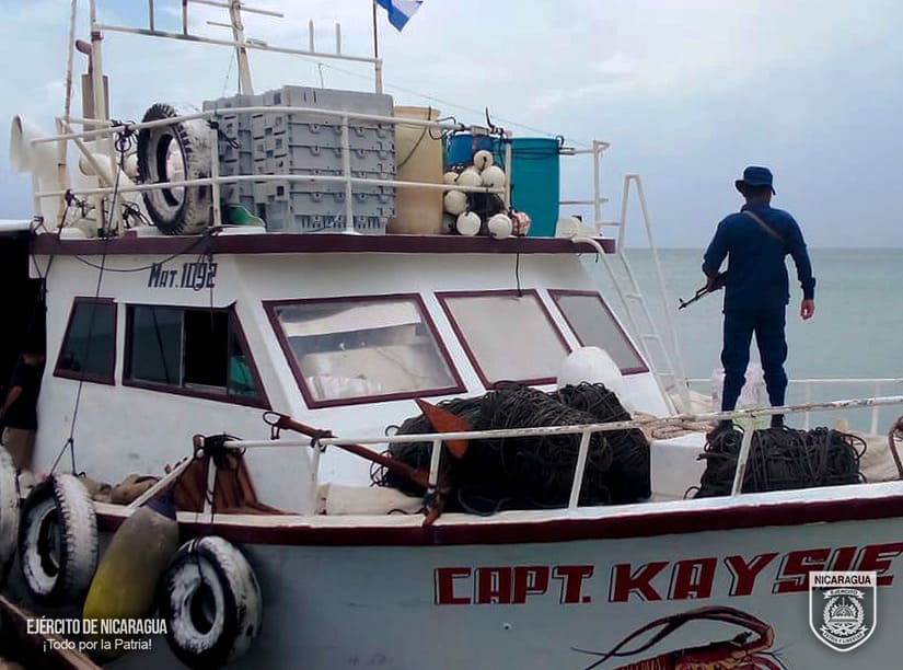 Fuerza Naval brindó protección a 18 buques mercantes en la última semana