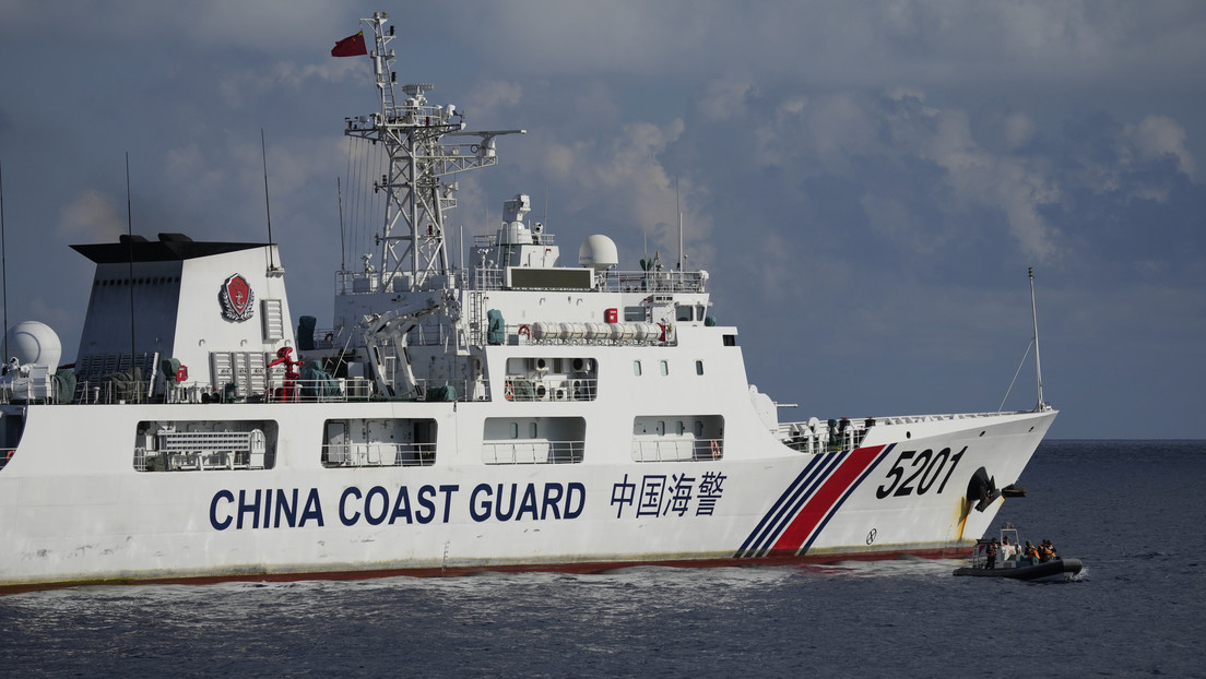 China dice que EE.UU. “no tiene derecho a mandar” sobre su soberanía en el mar de la China Meridional