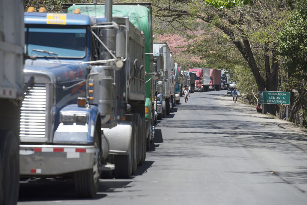Transportistas de la carga destacan diálogo con el gobierno para atender problemas de la región