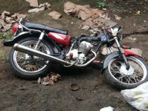 Motorizado ebrio fallece tras caer de un puente en Carazo