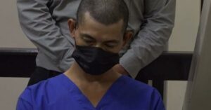 Fiscalía pide 61 años de prisión para hombre que asesinó a su esposa y suegro