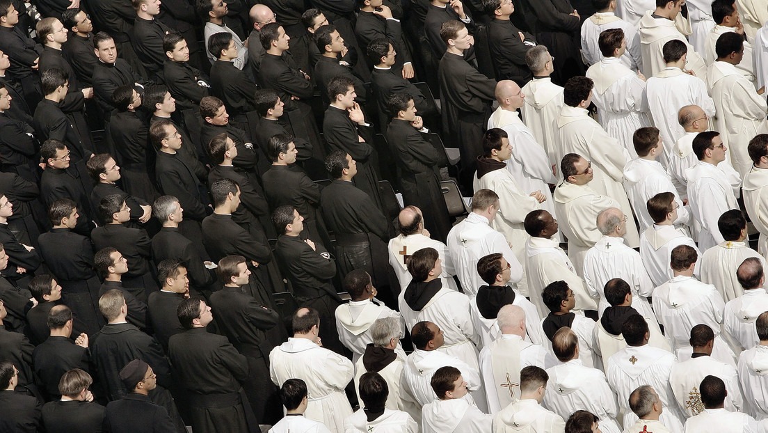 “Es hora de abolir el celibato”: Alto cargo de la Iglesia suiza se pronuncia tras escándalo por abusos sexuales