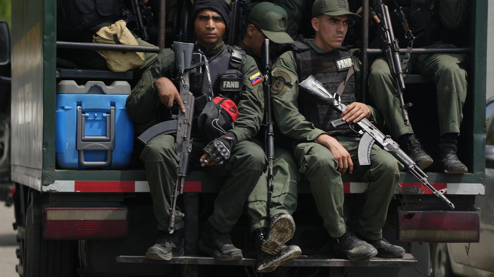 Cuerpos de seguridad de Venezuela detienen a 87 fugitivos de un centro penitenciario
