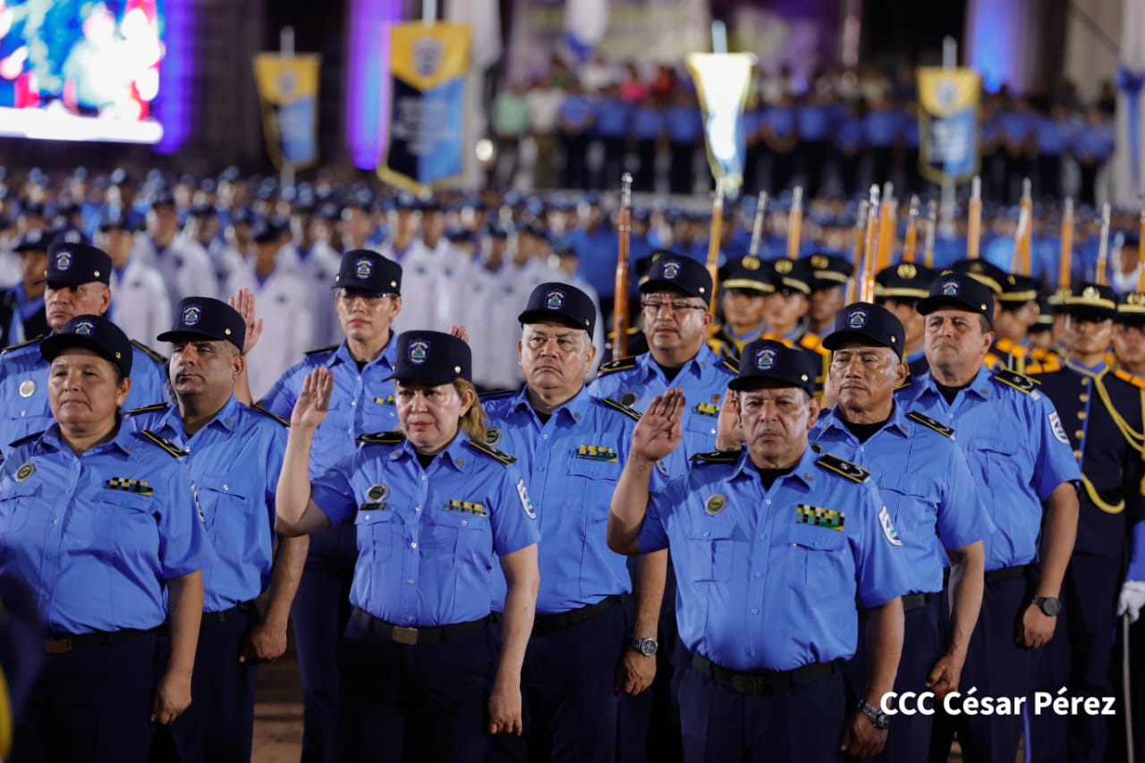 Gobierno de Nicaragua asciende a comisionados generales a 19 oficiales para seguir fortaleciendo a la Policía Nacional
