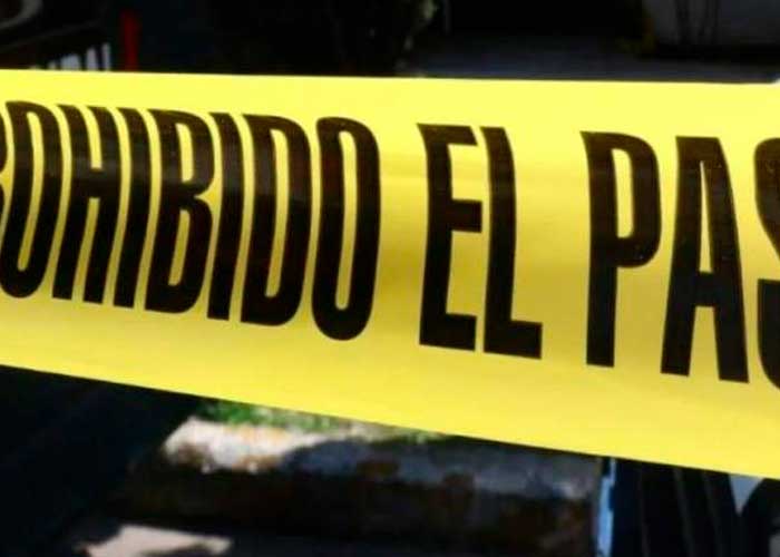 Motocicleta con tres personas impacta un cabezal y deja dos muertos en el Caribe Norte