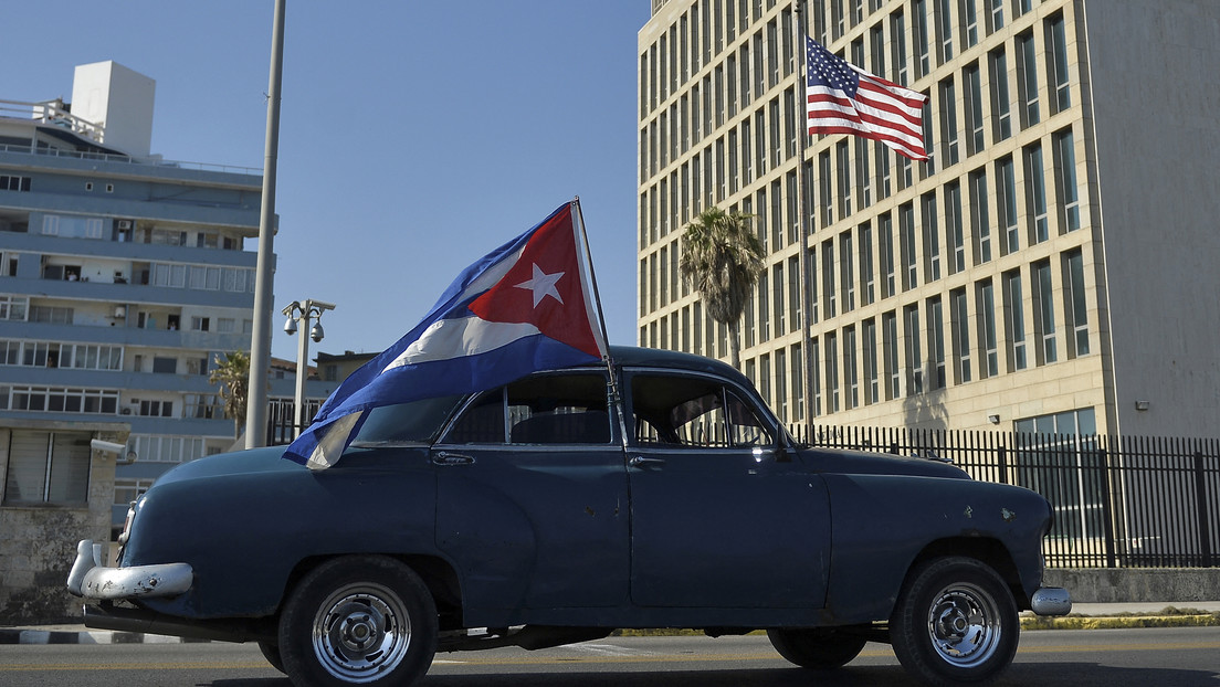 Biden extiende por un año más la ley que regula el bloqueo contra Cuba