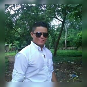 Motorizado borracho se estrella contra furgón y pierde la vida en Rivas