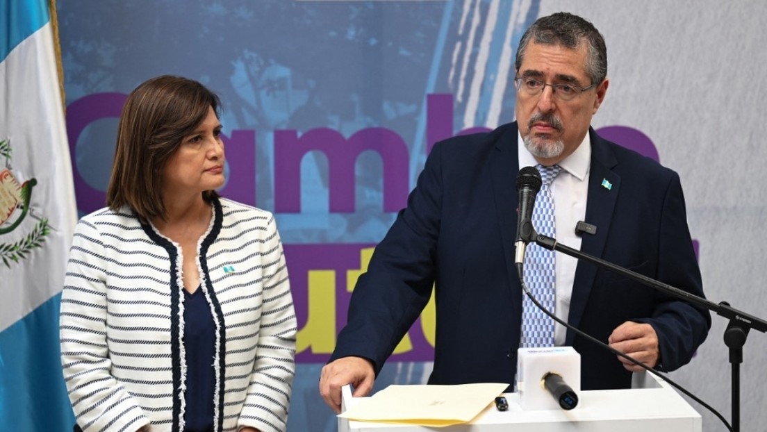 Bernardo Arévalo denuncia un “golpe de Estado en curso” en Guatemala