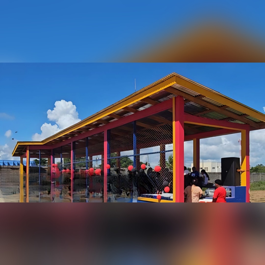 Alcaldía de Puerto Cabezas inaugura mejoras de un campo de softbol