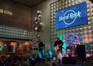Cierre de Hard Rock Café fue por falta de pago