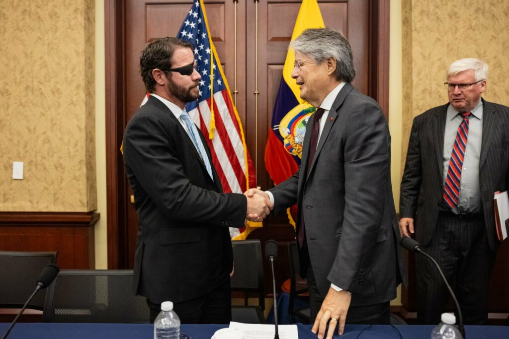 EE.UU y Ecuador firmaron un acuerdo que permitirá el envío de fuerzas militares estadounidenses al país suramericano