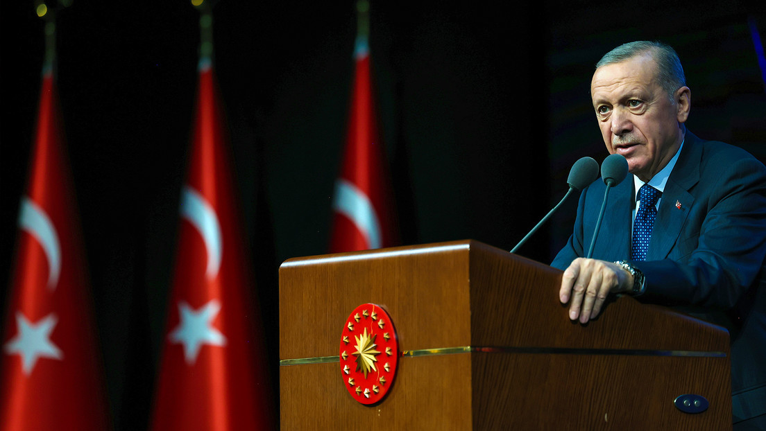 Erdogan a Occidente: “¿Acaso quieren de nuevo una guerra entre la cruz y la media luna?”