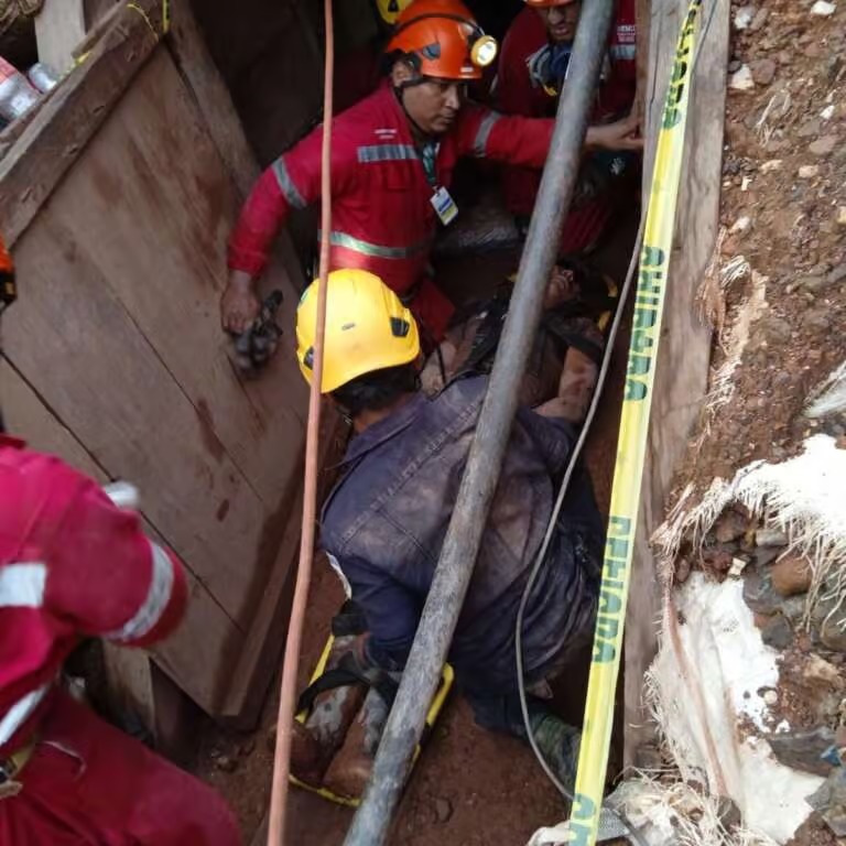 mineros soterrados