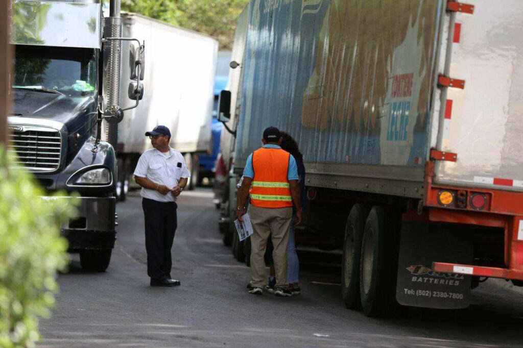 Visas a transportistas obliga a reunirse a Honduras y Costa Rica