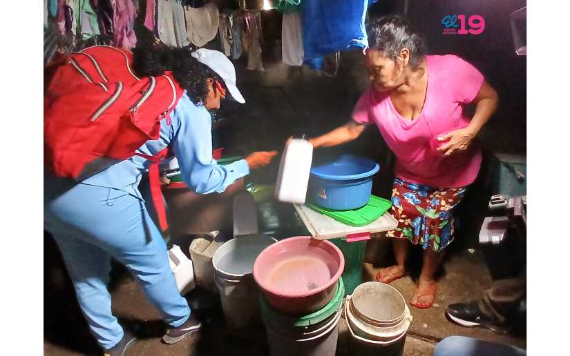 Brigadistas en su lucha contra el Dengue