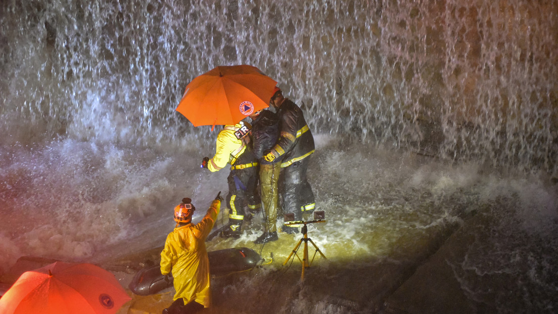 La capital de la República Dominicana queda inundada por lluvias incesantes