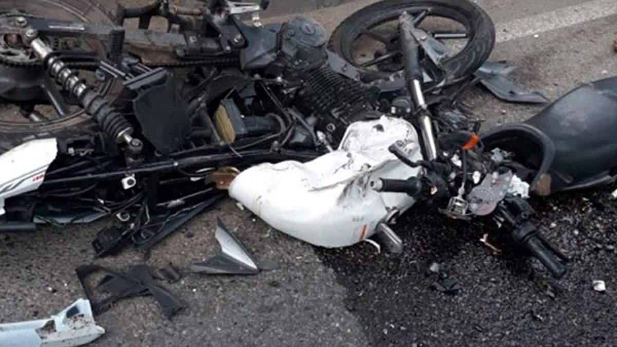 Choque entre taxi y moto deja una persona lesionada