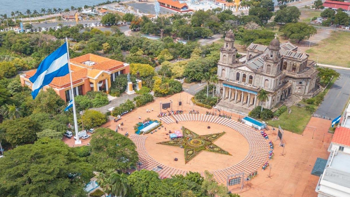 El mundo de los pueblos ha nacido ya
