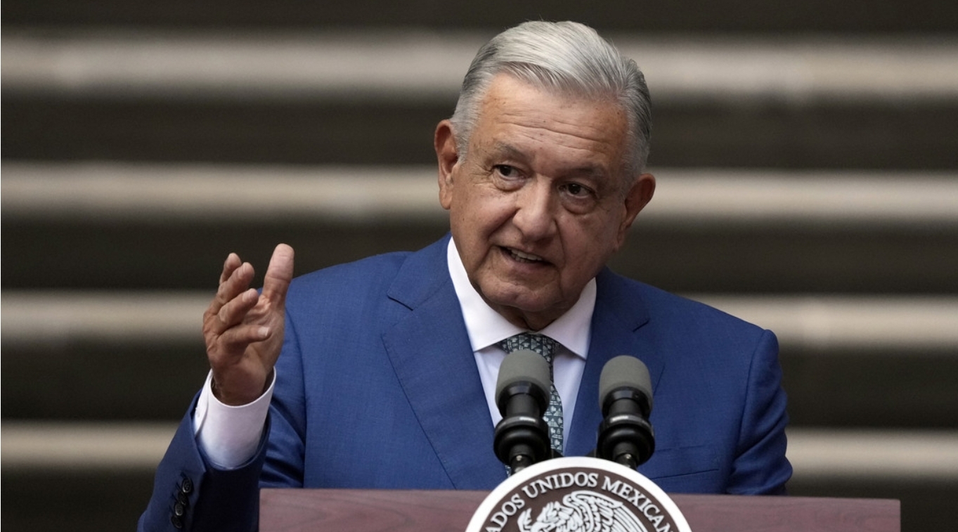 López Obrador toma distancia de Milei ante su idea de privatizar Aerolíneas Argentinas