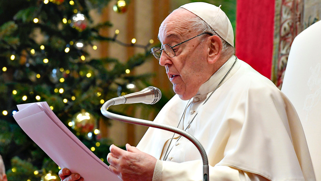 El papa Francisco pide no confundir la celebración de la Navidad con el “consumismo”