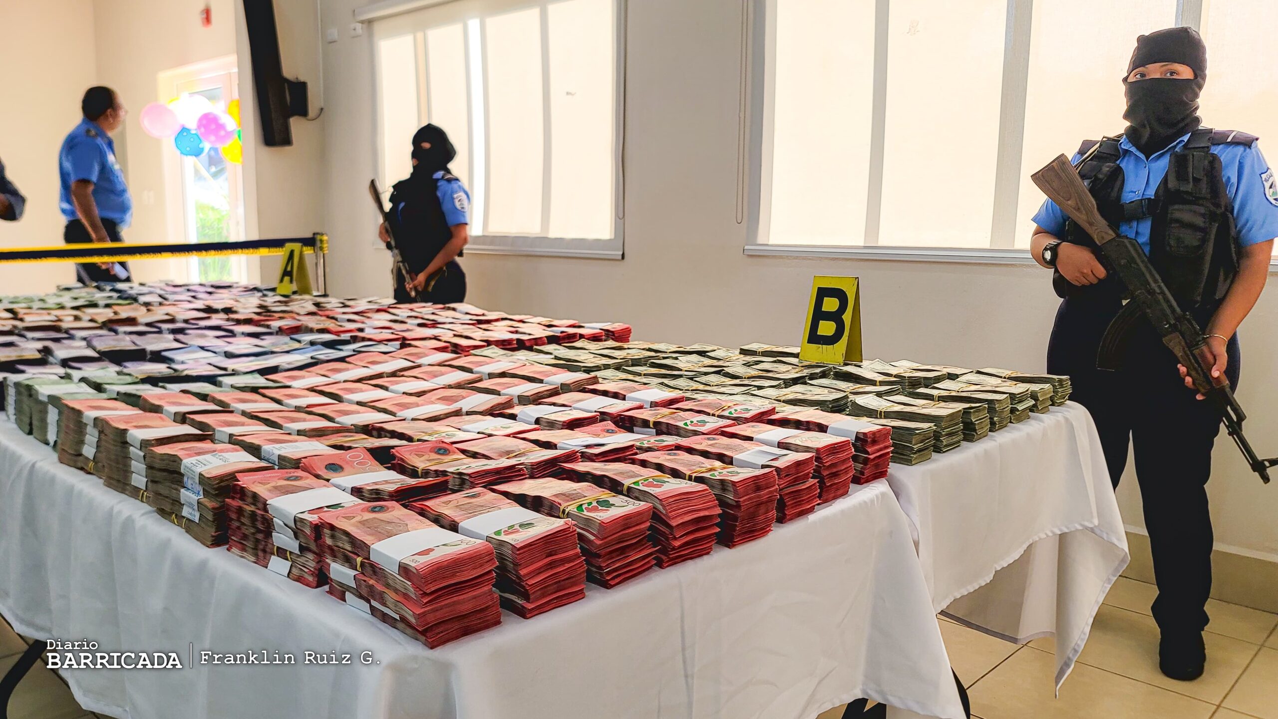 Policía captura a asaltantes de camión de traslado de valores
