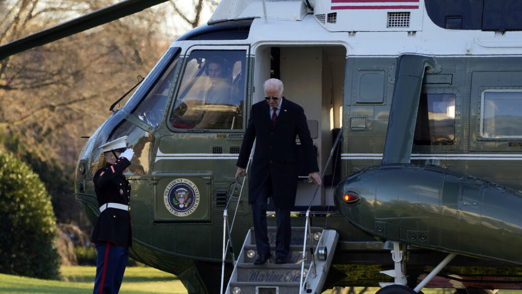 Biden confunde el nombre del helicóptero presidencial
