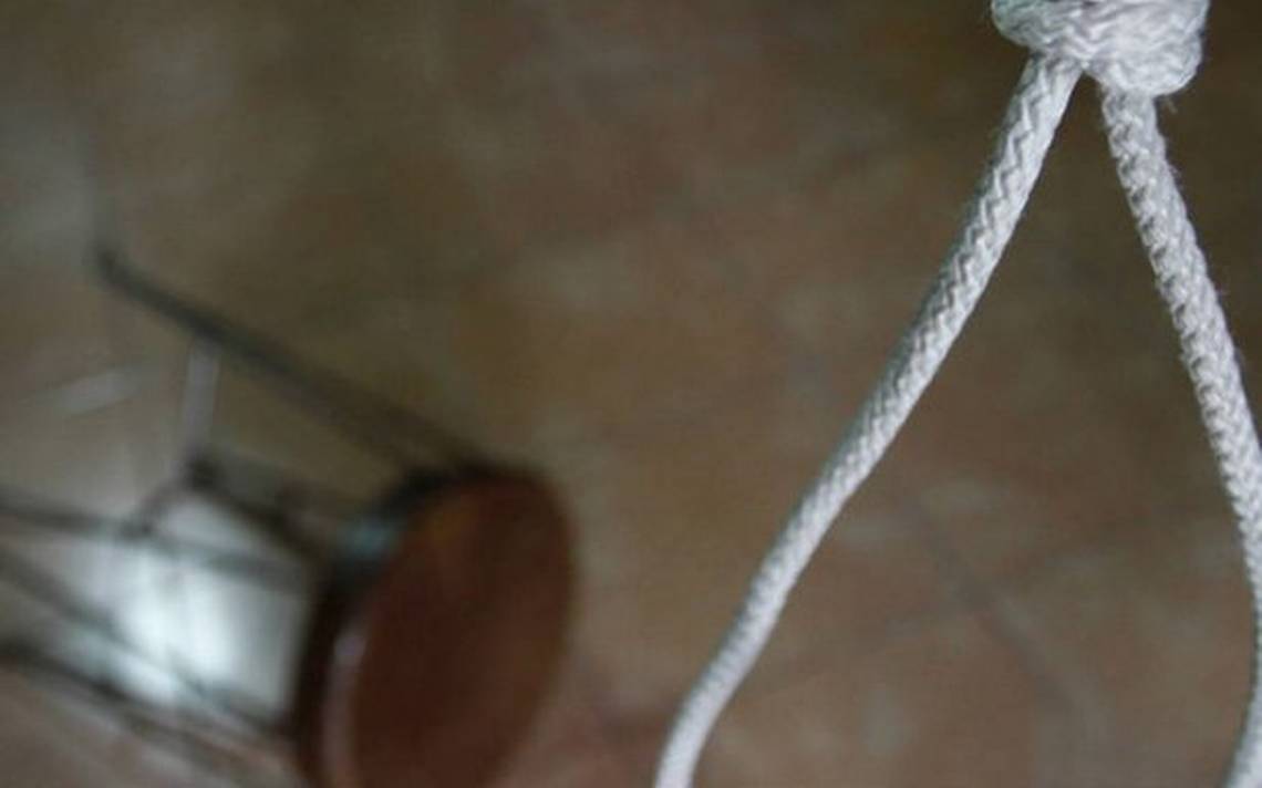 Joven de 18 años se suicida en León