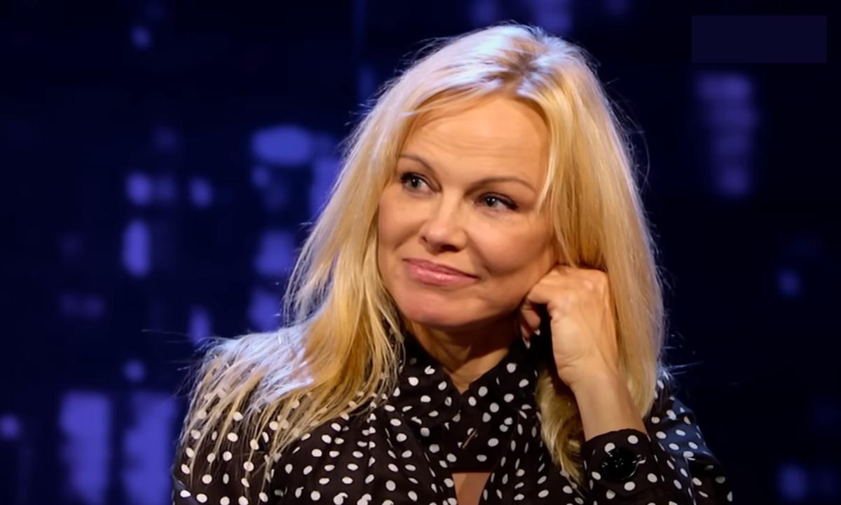 Pamela Anderson reveló que su mejor experiencia fue con un hombre de 80 años en Buenos Aires: “Nunca lo olvidé”
