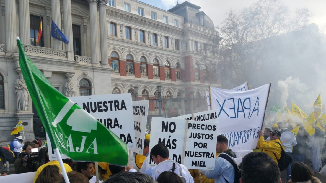 Organizaciones españolas se suman a la protesta agrícola en la UE y piden “paralizar” acuerdo con el Mercosur