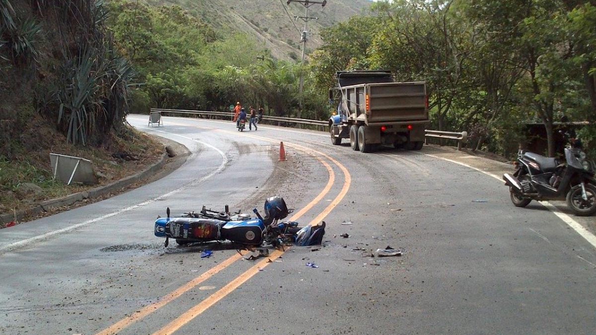 Consumo de licor y exceso de velocidad provocan la muerte de motociclista en Estelí