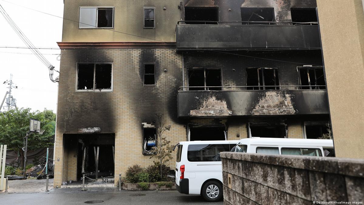 Sentencian a pena de muerte a un hombre que provocó un incendio que se cobró la vida de 36 personas en Japón