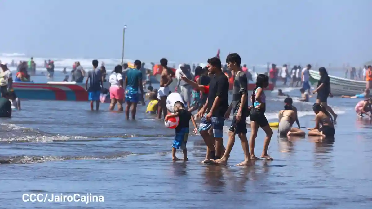 27 rescatados con vida en primer día del año en Nicaragua
