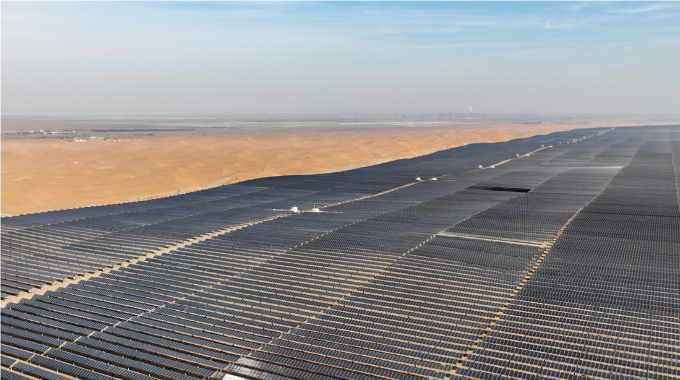 Energía producida en desiertos chinos alcanza la mitad de la capacidad anual de EE.UU