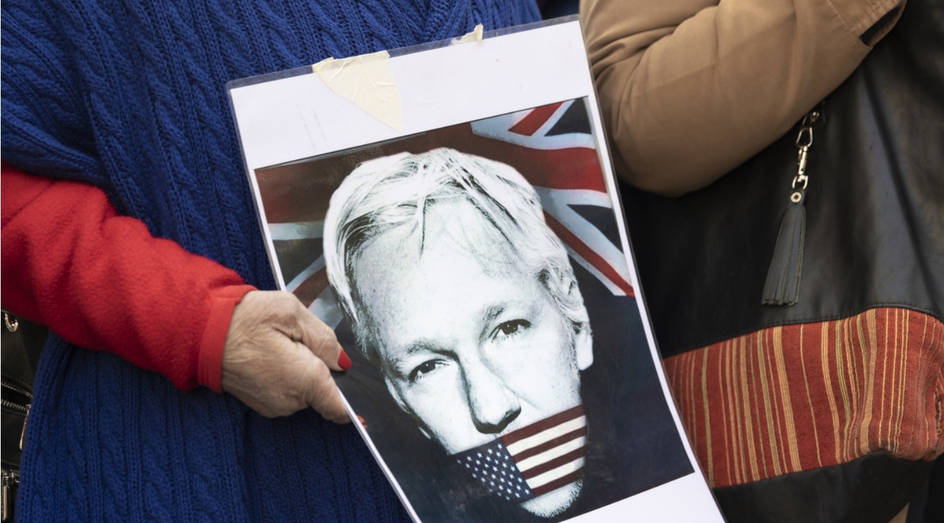 Julian Assange inicia la última batalla legal para evitar la extradición a EE.UU