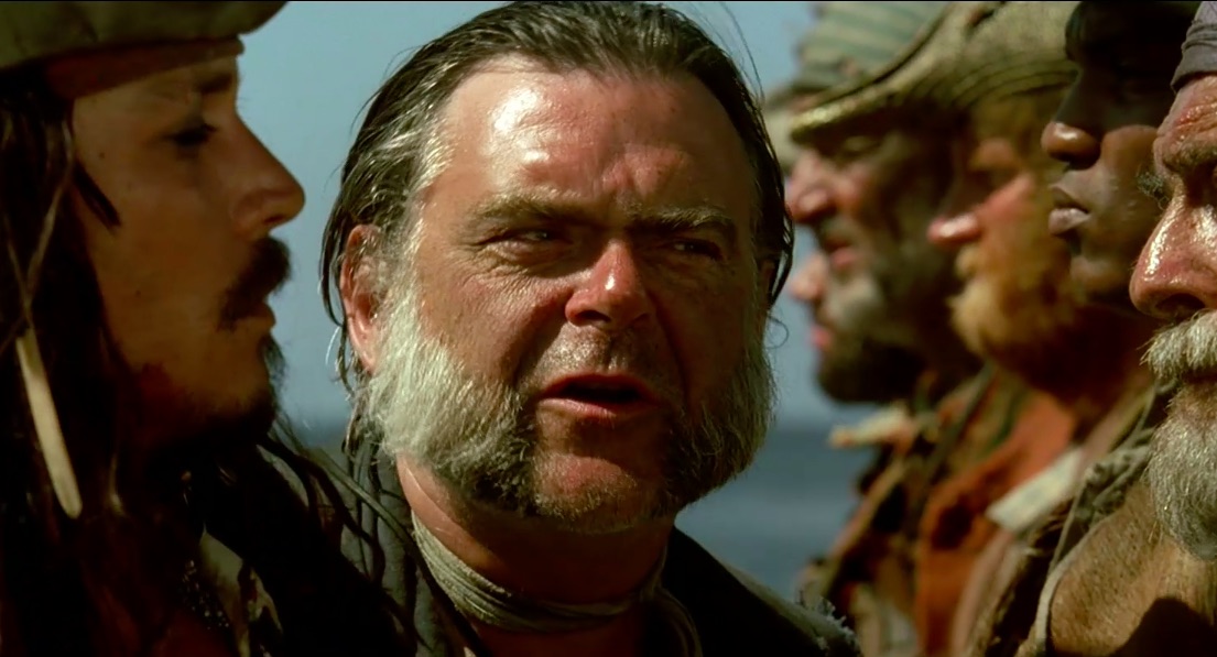 Arrestan por violencia doméstica a actor de ‘Piratas del Caribe’