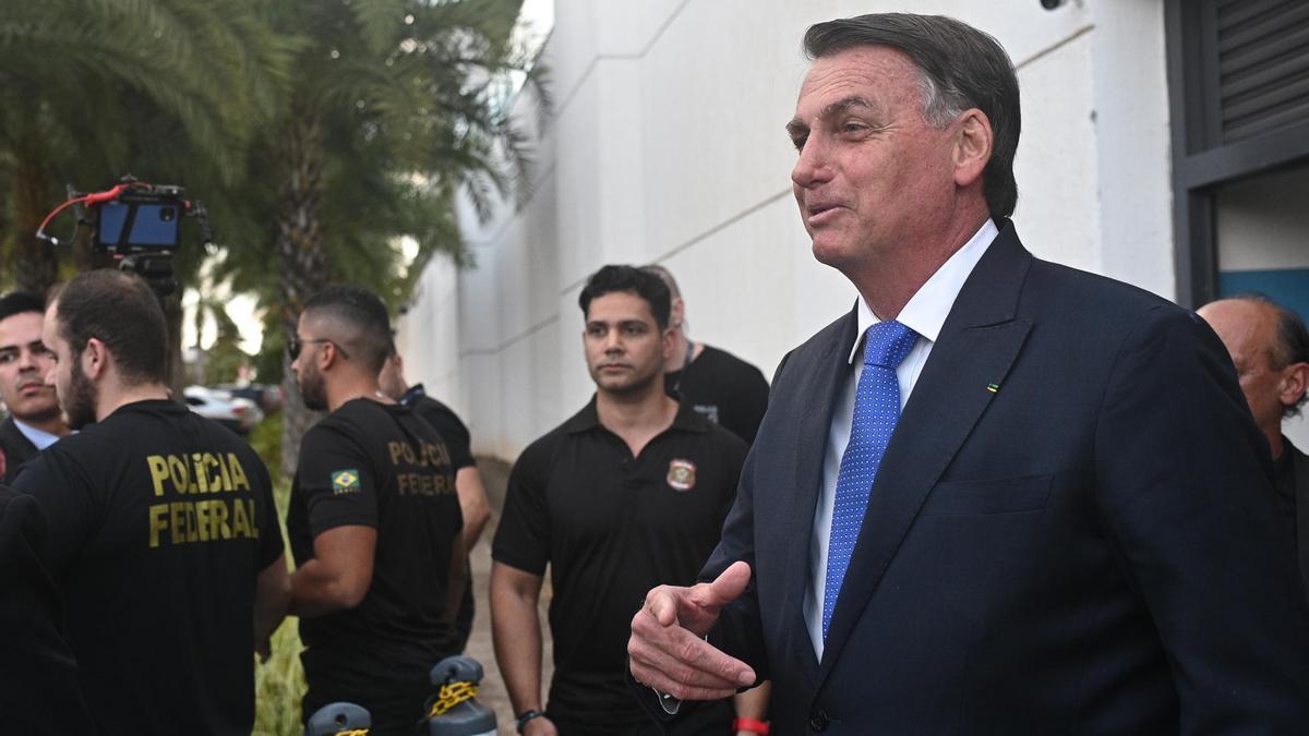 La Policía cita a declarar a Bolsonaro por los ataques contra los poderes en Brasilia